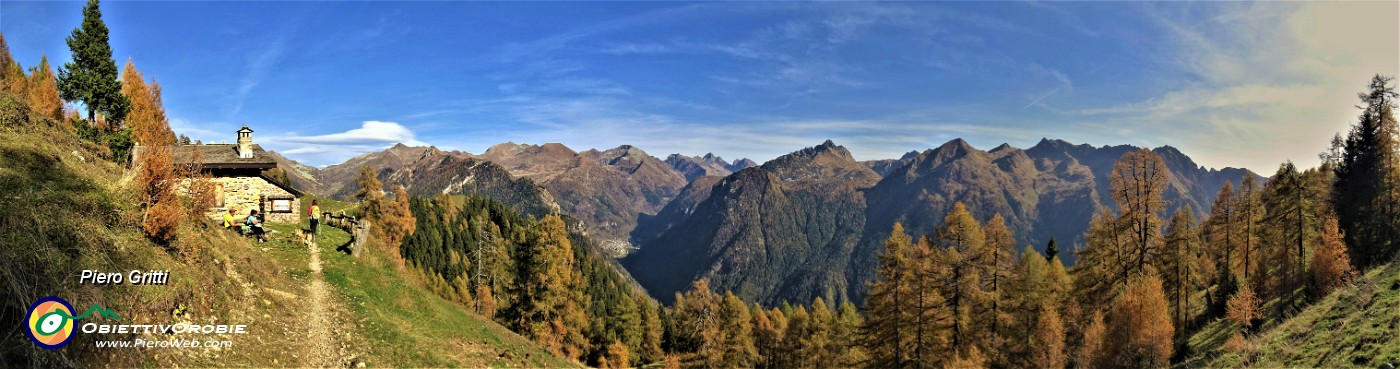 32 Splendenti colori autunnali alla 'Baitelli' (1748 m).JPG